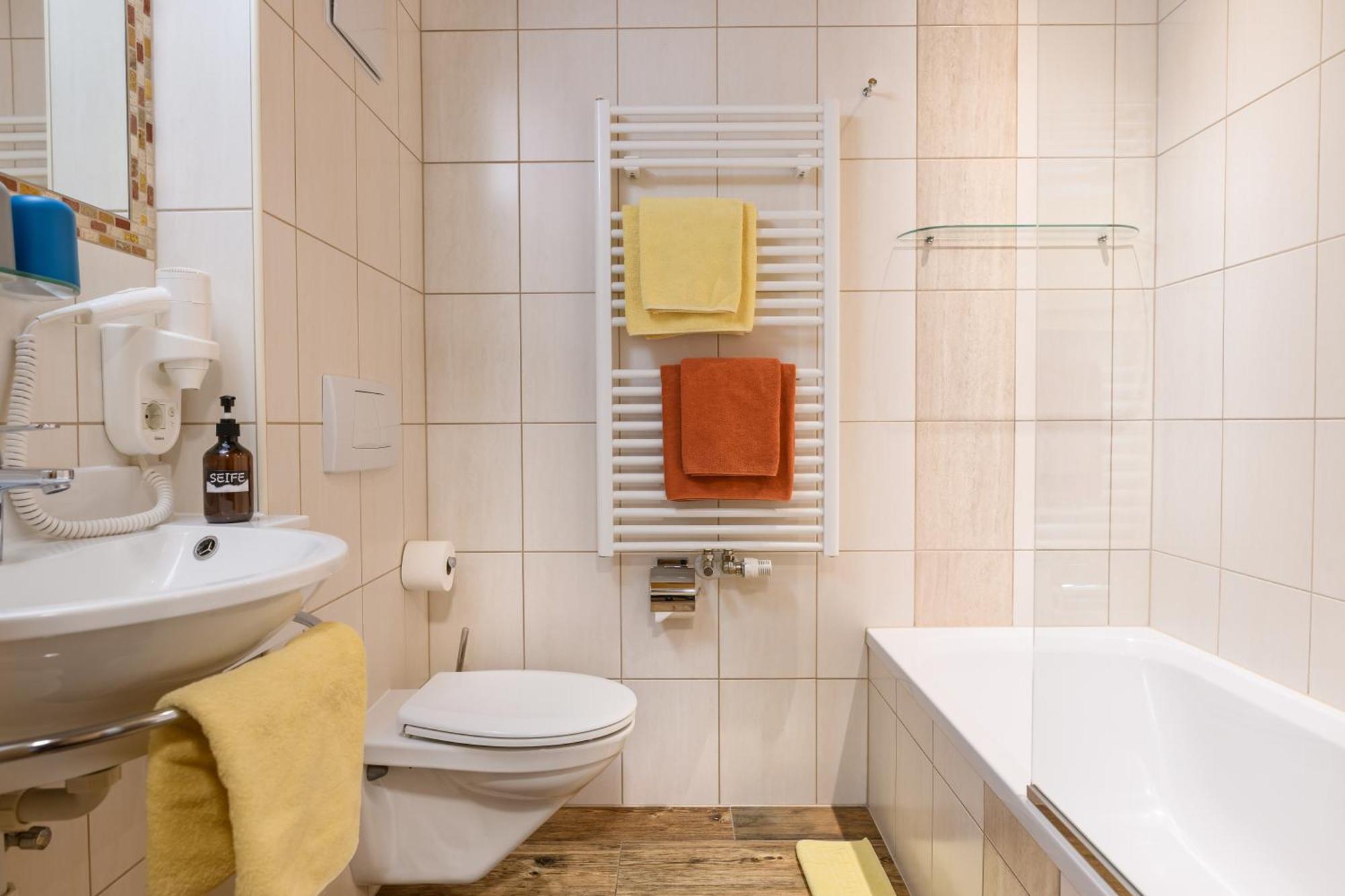 Ferienhaus Birgit - Inklusive Eintritt Alpentherme Bad Hofgastein Esterno foto
