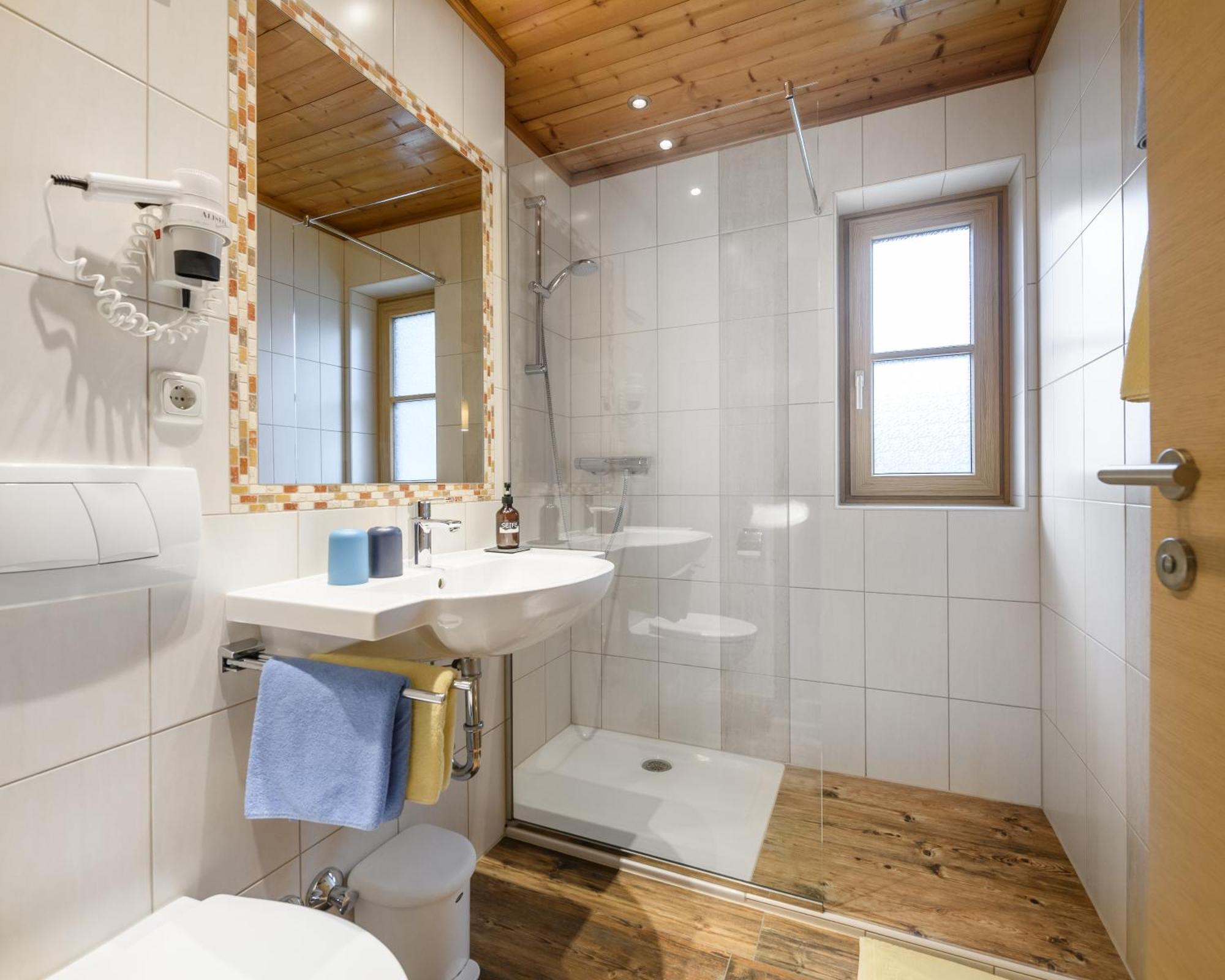 Ferienhaus Birgit - Inklusive Eintritt Alpentherme Bad Hofgastein Esterno foto