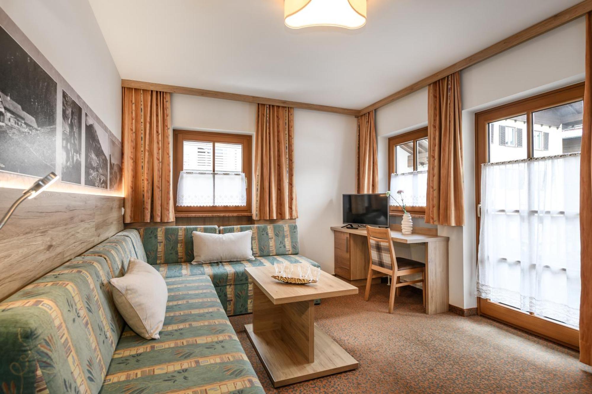 Ferienhaus Birgit - Inklusive Eintritt Alpentherme Bad Hofgastein Esterno foto