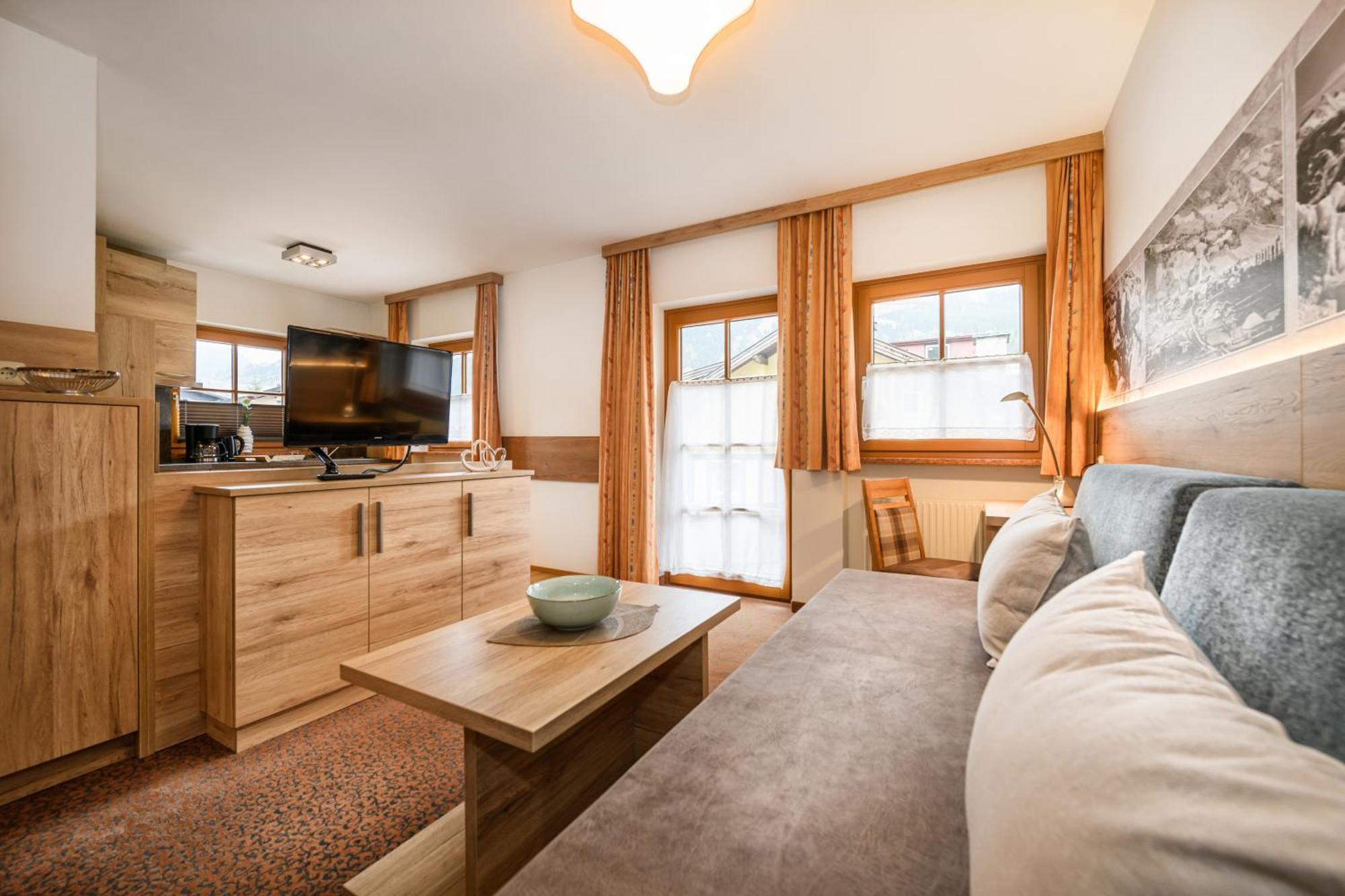 Ferienhaus Birgit - Inklusive Eintritt Alpentherme Bad Hofgastein Esterno foto