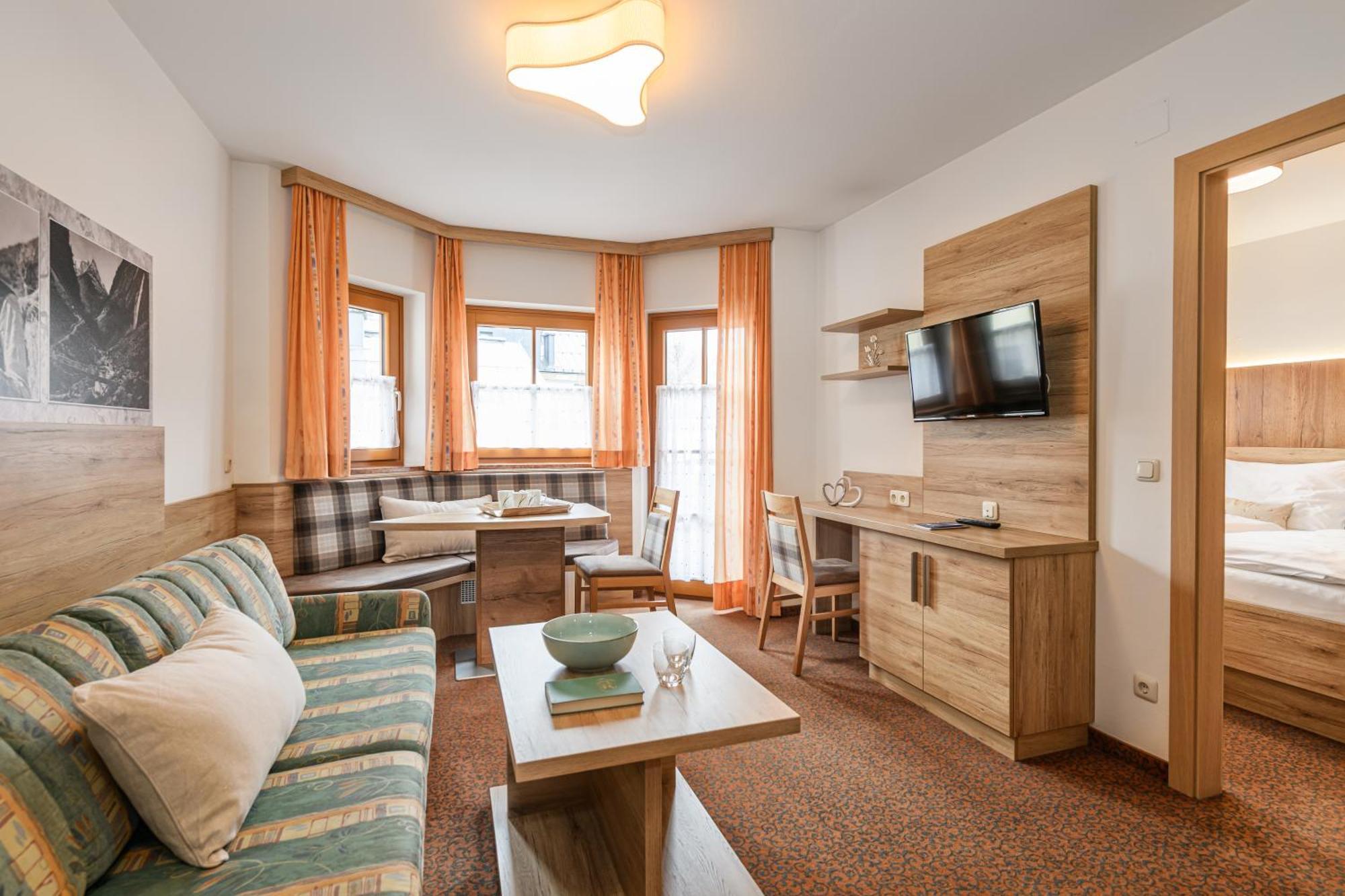 Ferienhaus Birgit - Inklusive Eintritt Alpentherme Bad Hofgastein Esterno foto